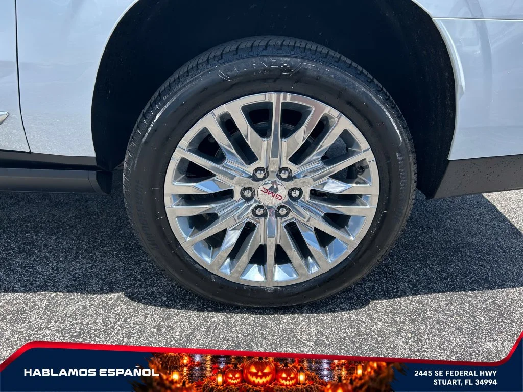 New 2026 Glacier White Tricoat GMC Denali image 9