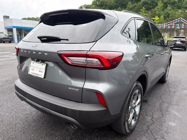 Used 2025 Gray Ford ST-Line image 3