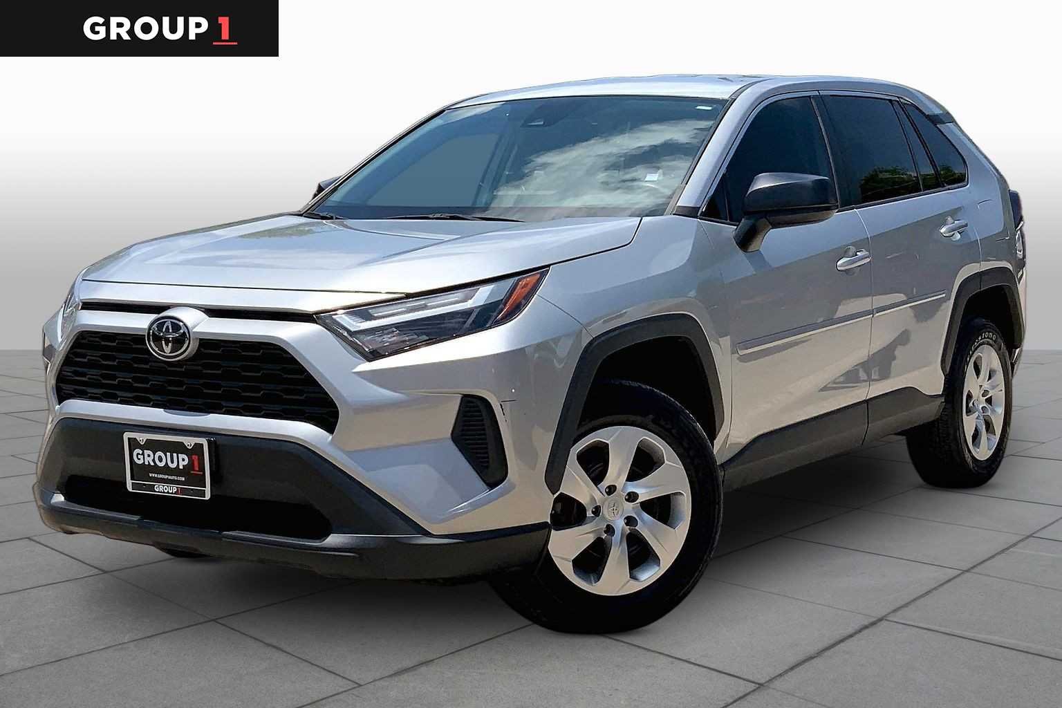 2023 Toyota RAV4 LE