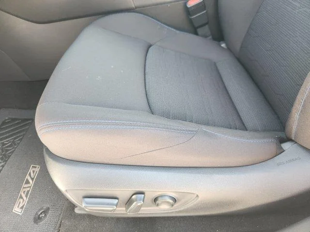 Used 2024 Wind Chill Pear Toyota SE image 24