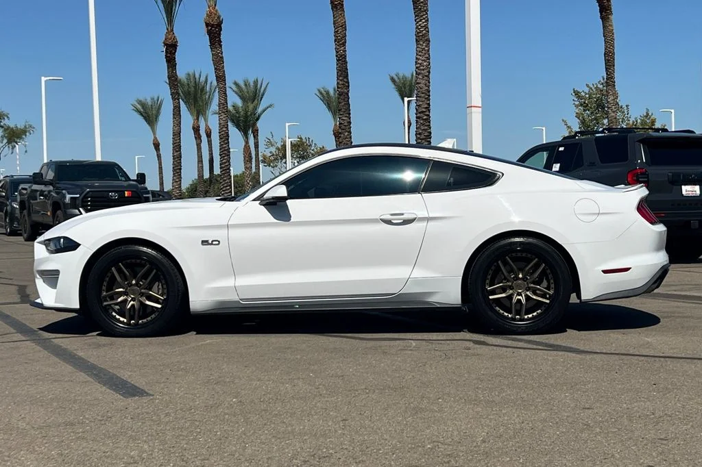 Used 2020 White Ford GT Premium image 9