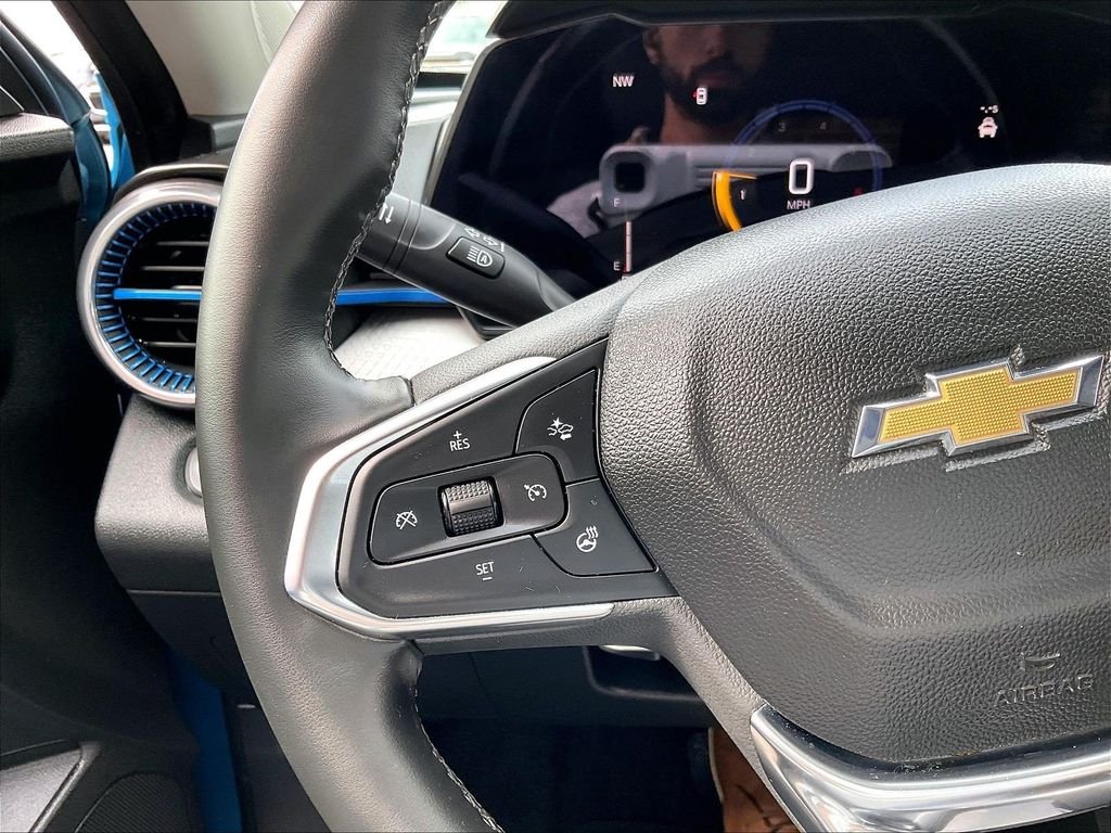 Used 2025 Blue Chevrolet LT image 22