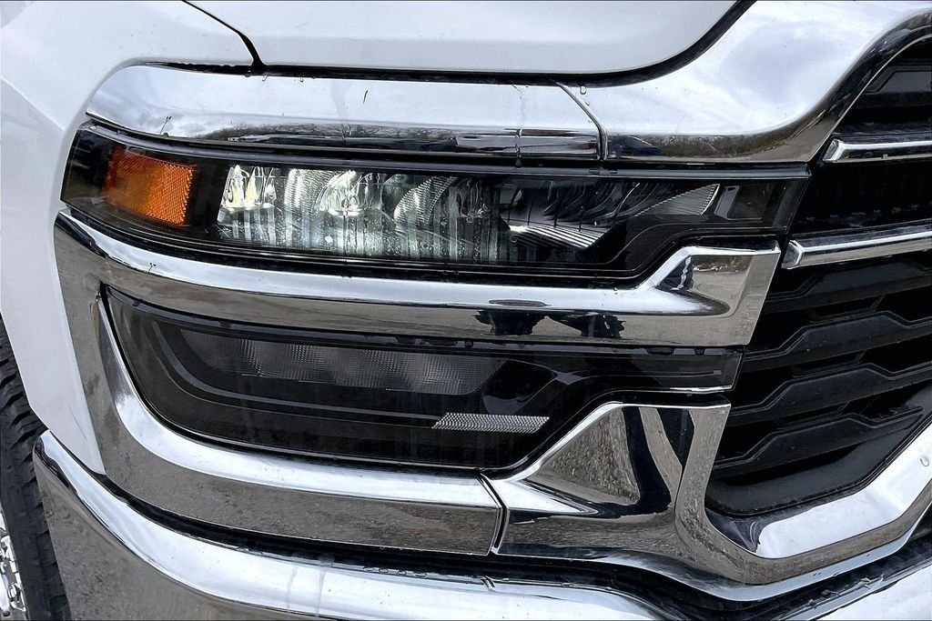 New 2026 Ram 2500 Tradesman 4D Crew Cab