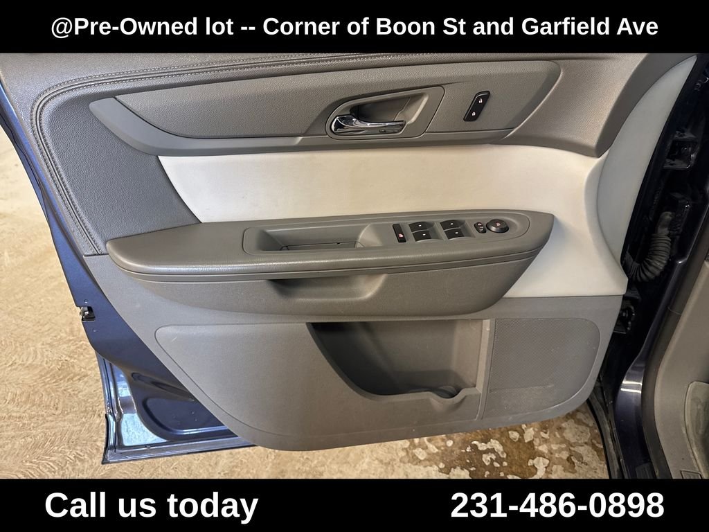 Used 2014 Blue GMC SLE-2 image 15