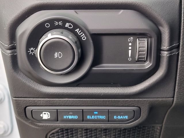 Used 2024 White Jeep Sahara 4xe image 25
