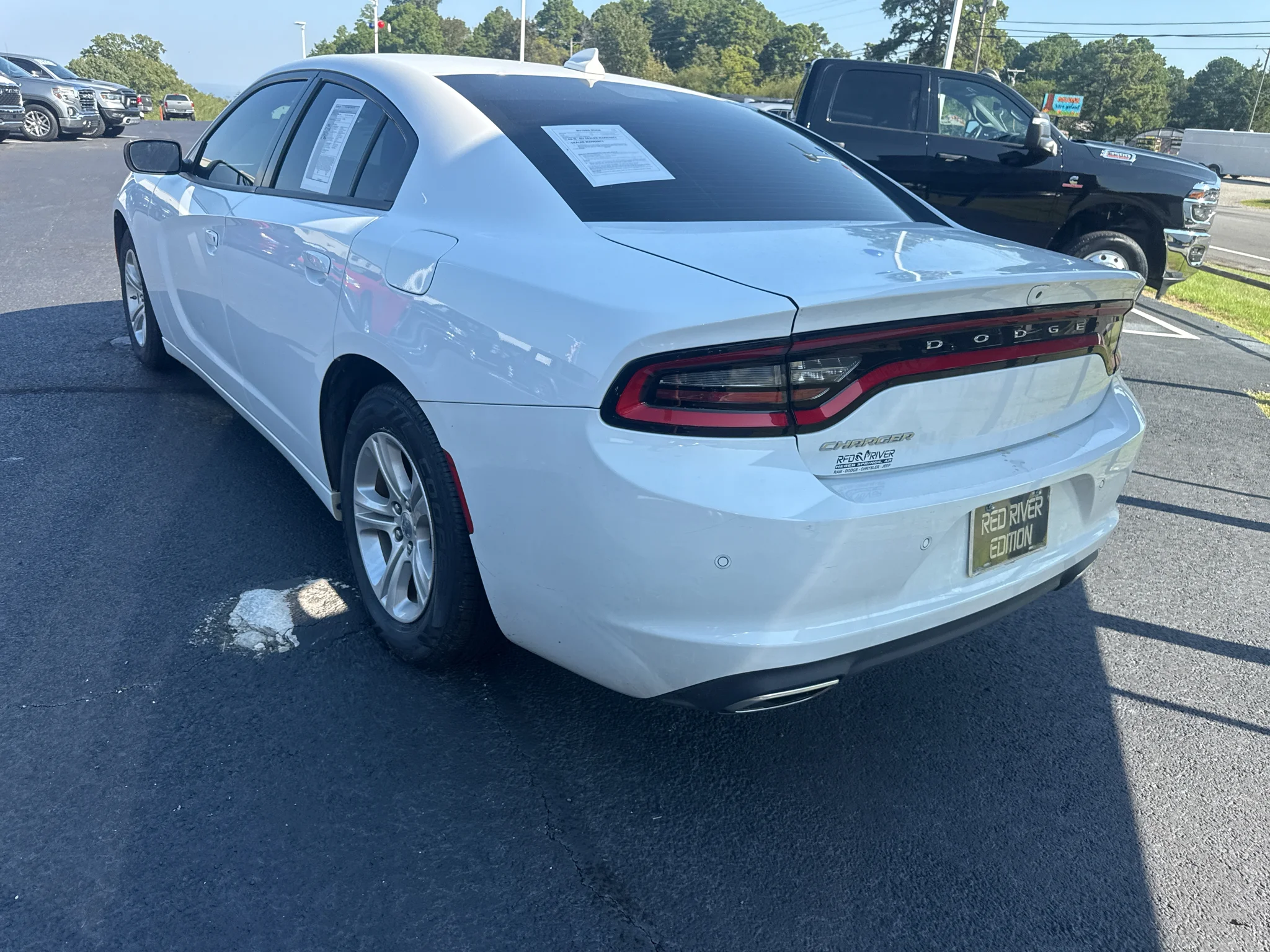 Used 2023 White Knuckle Clearcoat Dodge SXT image 6