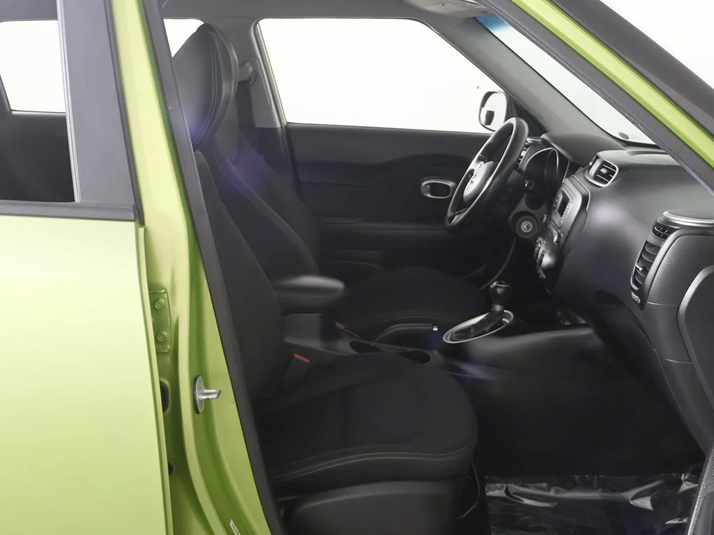 Used 2014 Green Kia Base image 20