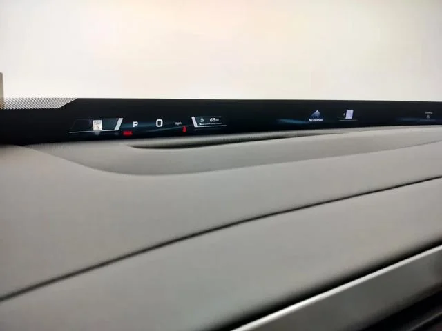 New 2027 Alpine White BMW  image 15