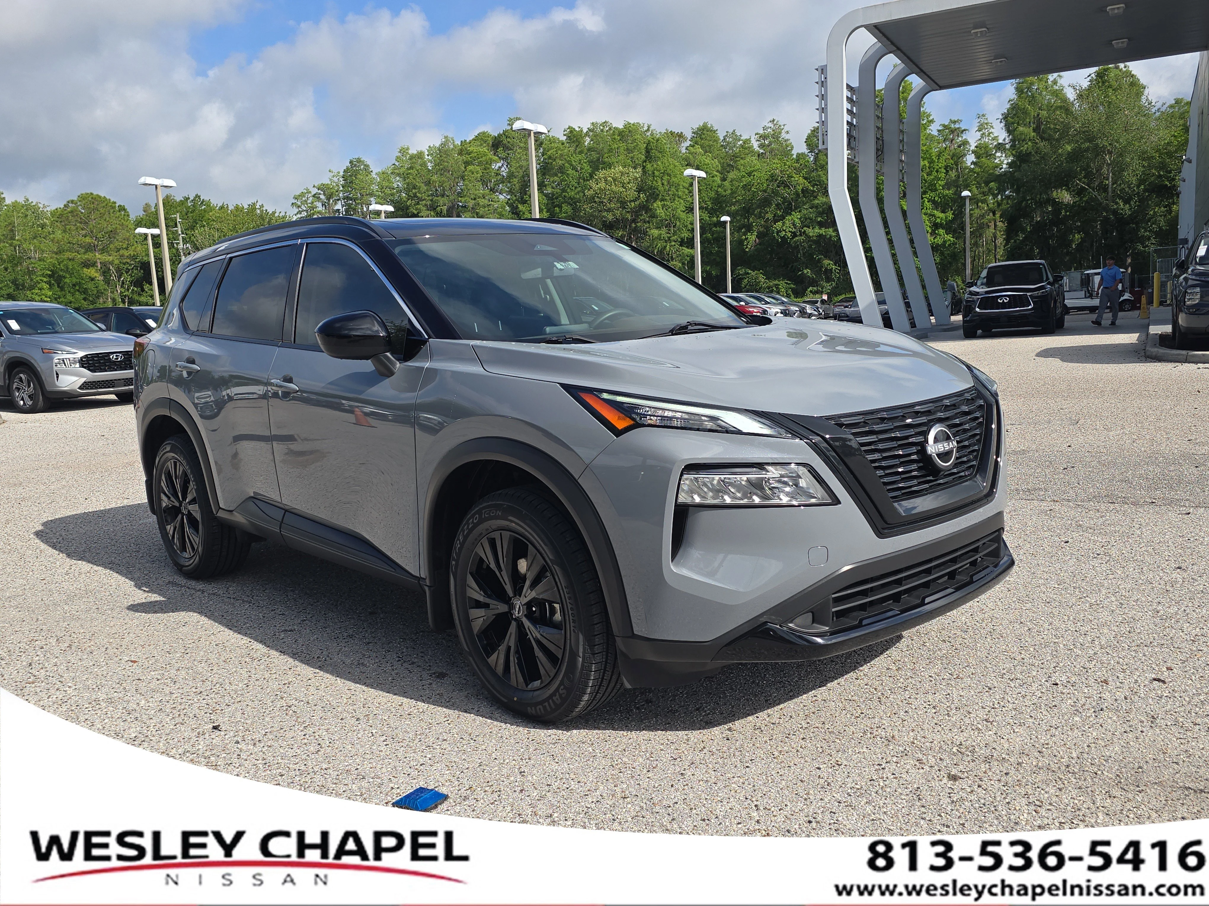 2023 Nissan Rogue SV FWD's photo