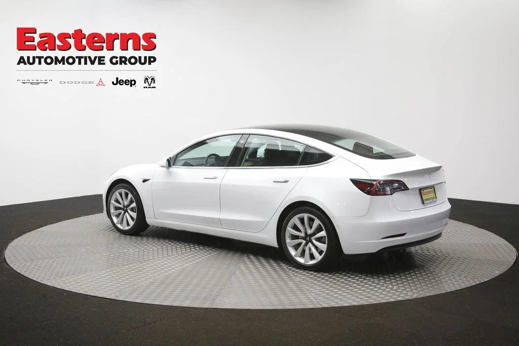 Used 2019 White Tesla Standard Range Plus image 57