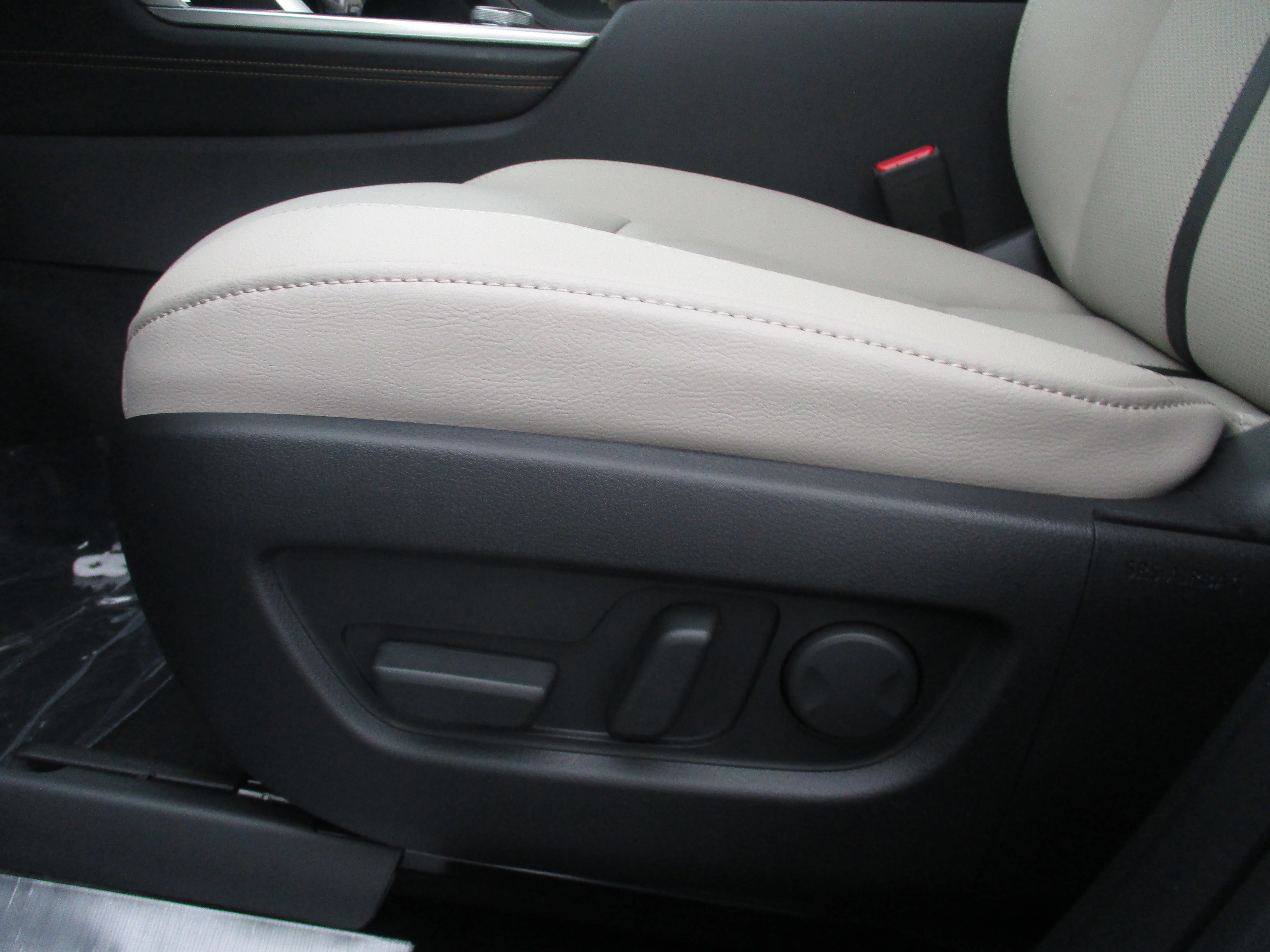 2026 Mazda CX-90 Premium Package - Photo 28