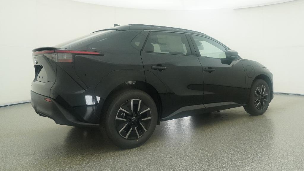 New 2026 Midnight Black Metallic Toyota XLE image 17