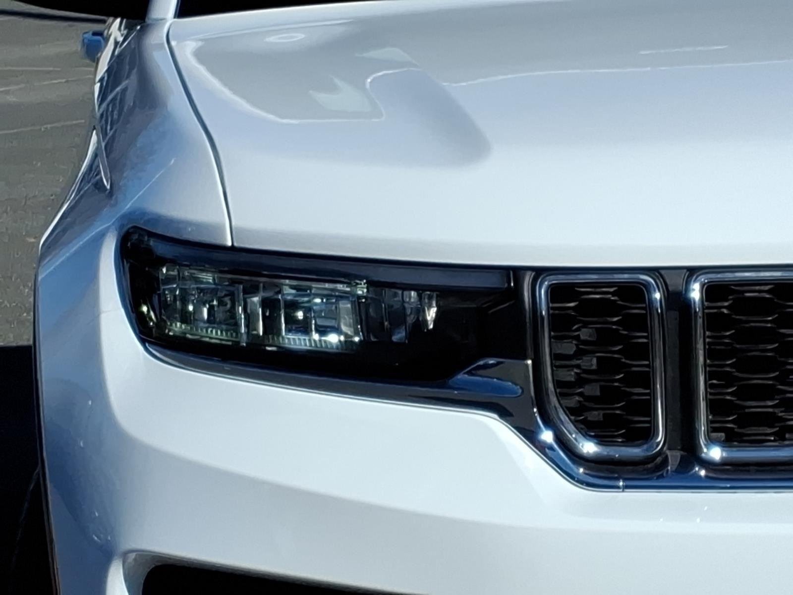 New 2026 Bright White Clearcoat Jeep Laredo X image 15