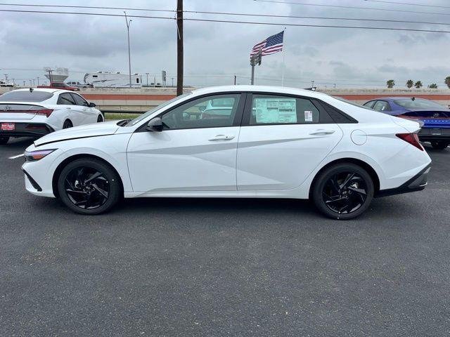 New 2026 White Hyundai SEL Sport image 4