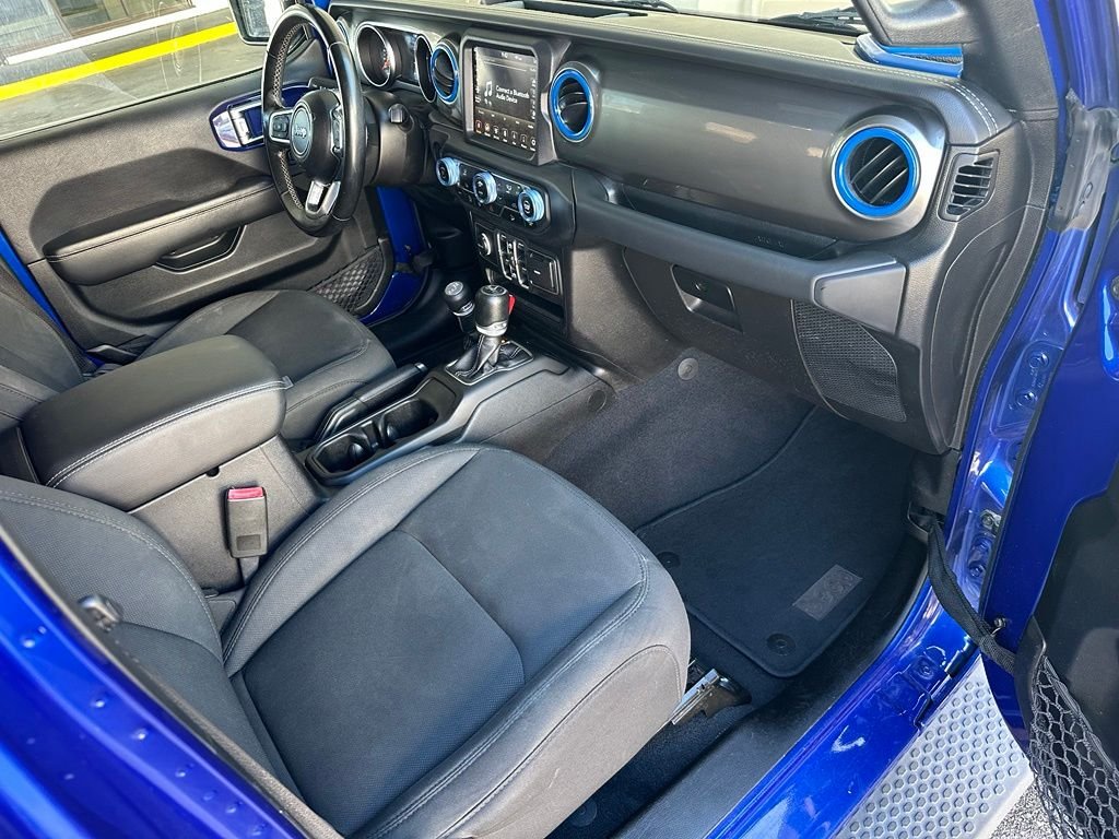 Used 2020 Blue Jeep Unlimited Sahara image 35