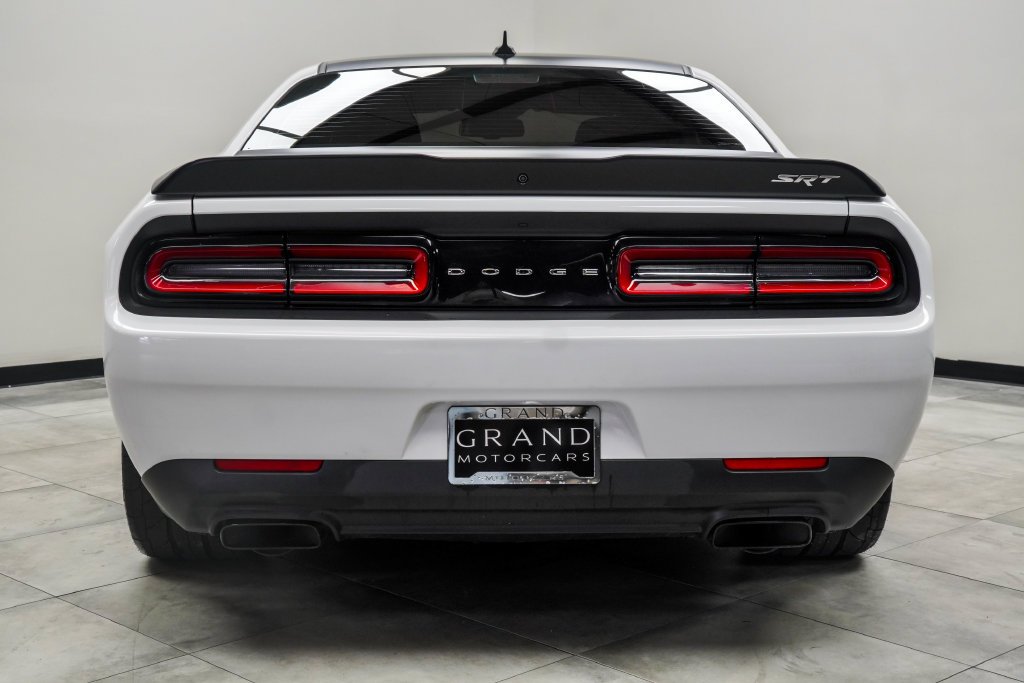 Used 2018 White Dodge SRT image 11
