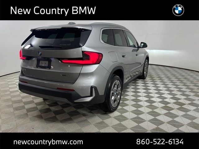 Used 2023 Space Silver Metallic BMW xDrive28i image 7