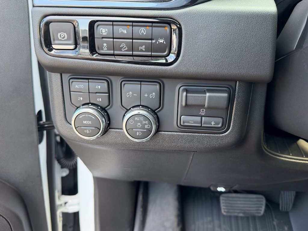 New 2027 GMC Yukon AT4, photo 15