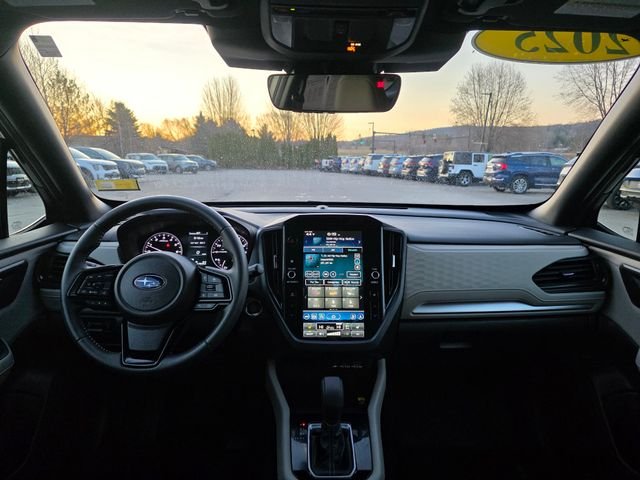 Used 2025 Gray Metallic Subaru Premium image 19