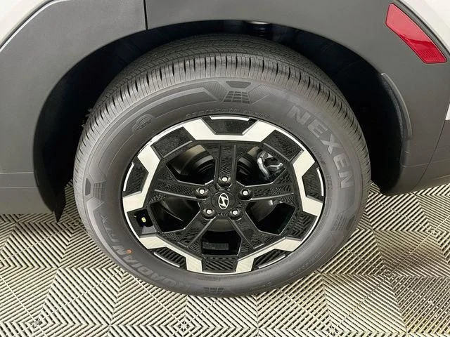 New 2027 Silver Hyundai SEL image 20