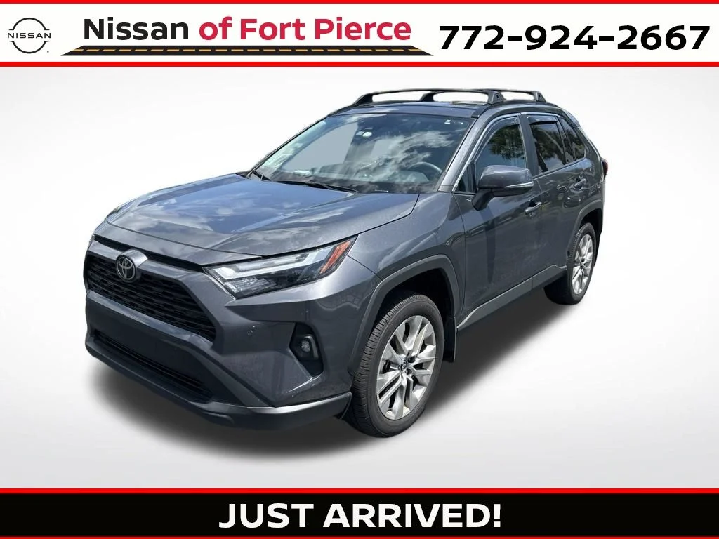 Used 2025 Gray Toyota XLE Premium image 1