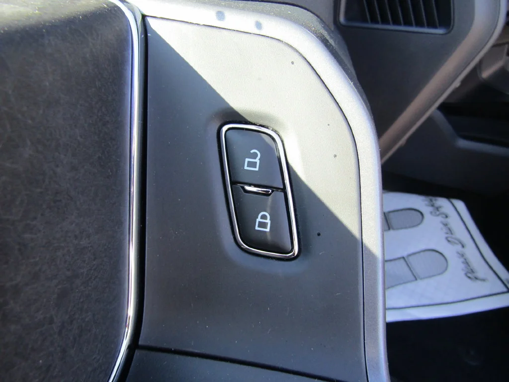 New 2026 Black Ford XLT image 18