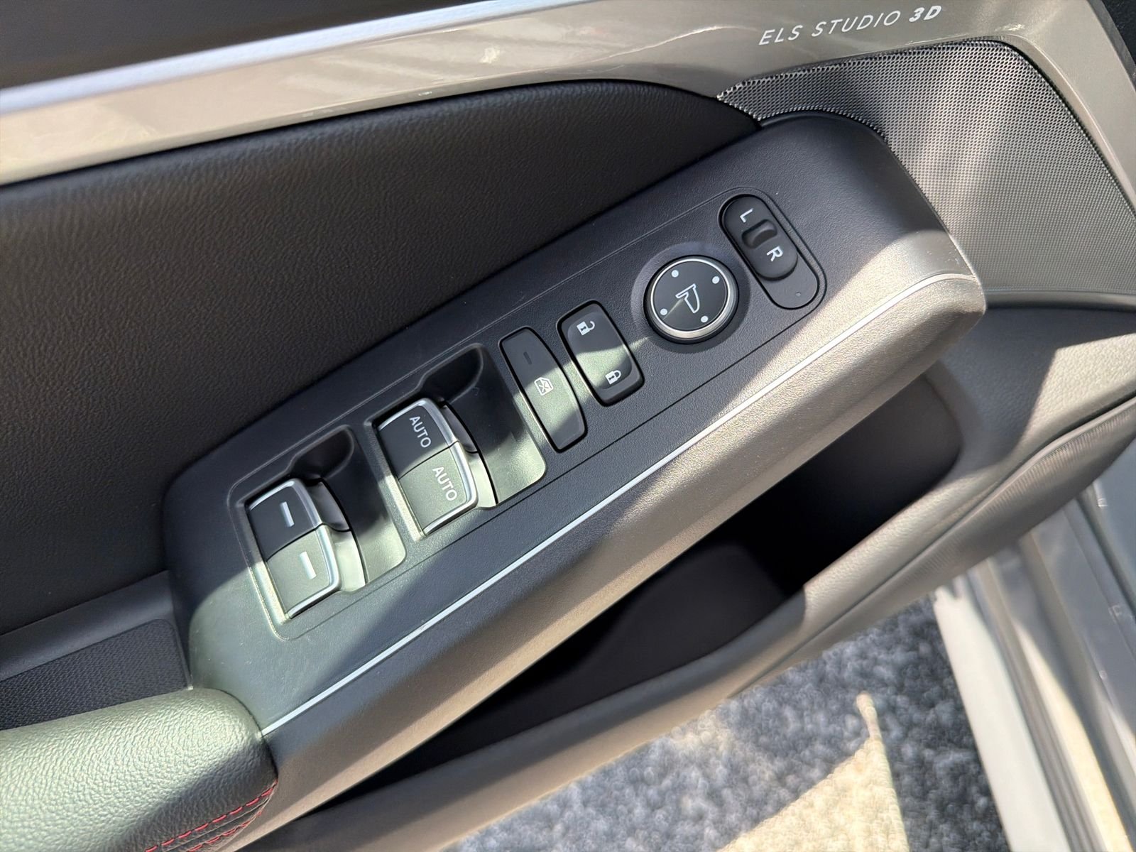 New 2026 Urban Gray Pearl Acura Type S image 28