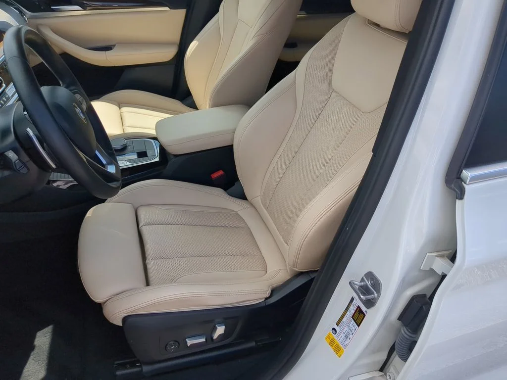 Used 2023 White BMW sDrive30i image 20