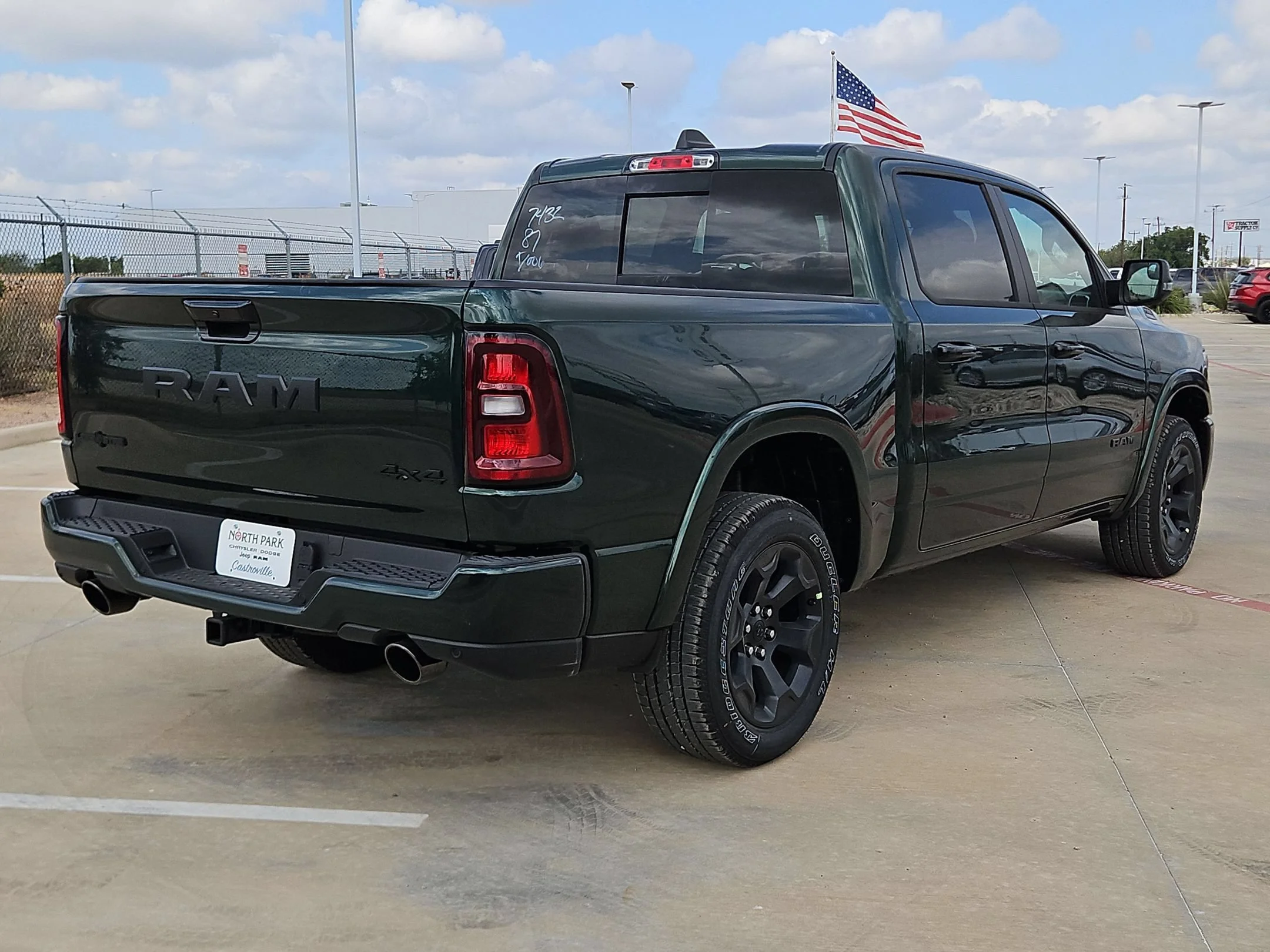 New 2027 Serrano-Green Metallic Exterior Paint RAM Big Horn/Lone Star image 3