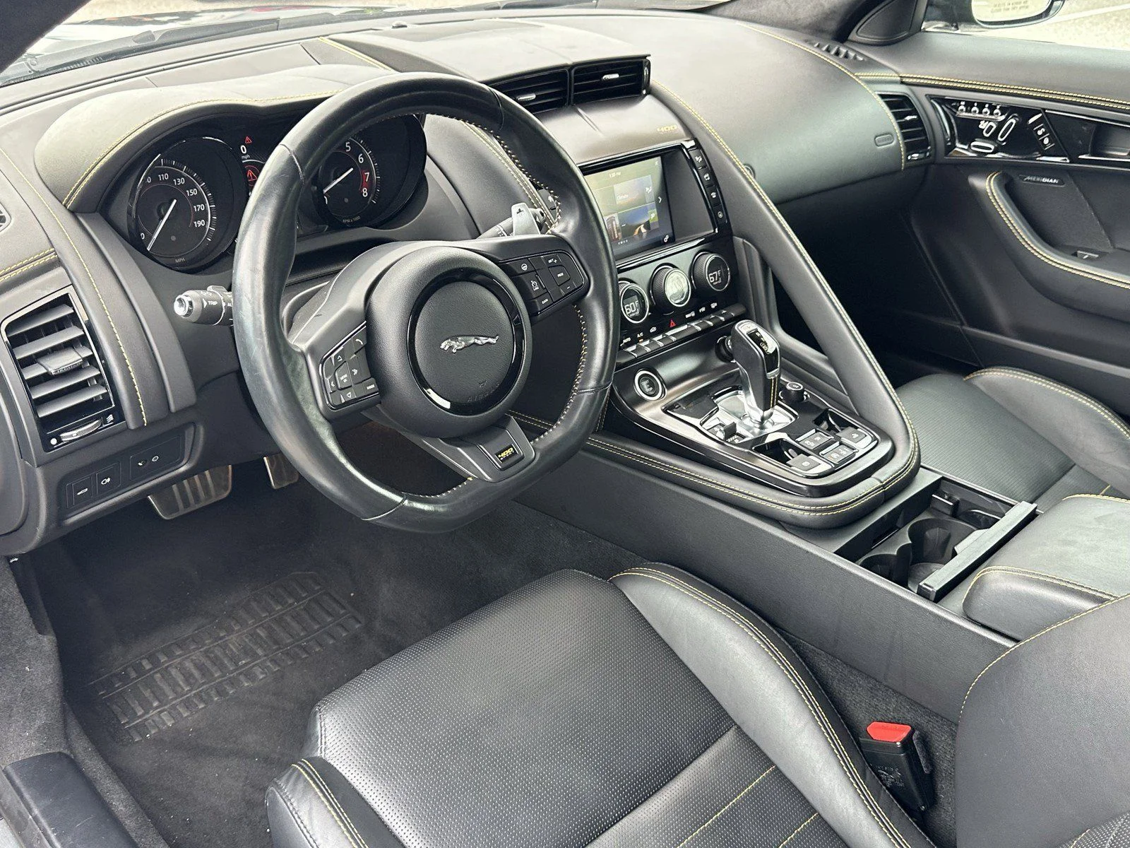 Used 2018 Black Jaguar 400 Sport image 10