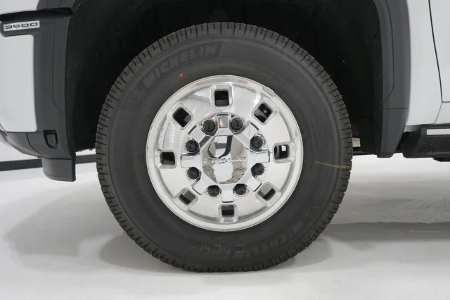 New 2026 Summit White GMC Denali Ultimate DRW image 12