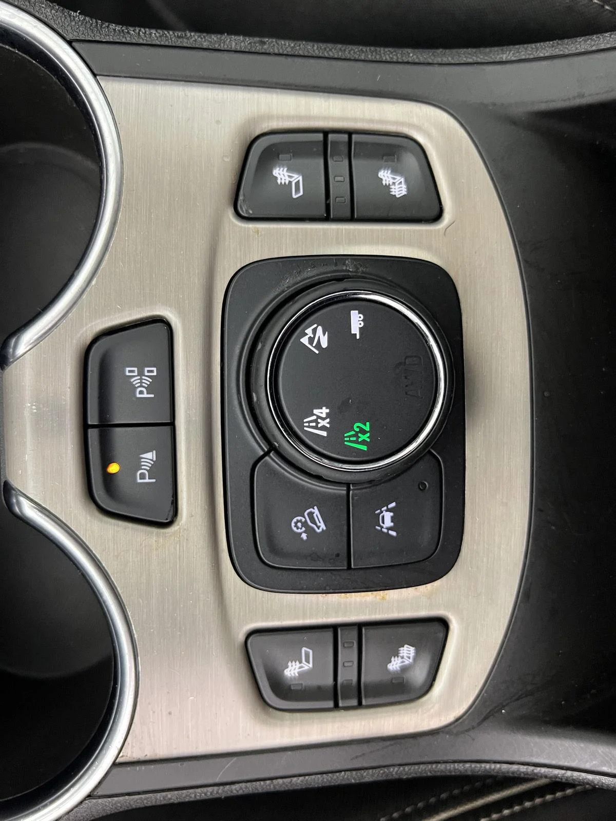 Used 2018 RED QUARTZ TINTCOAT GMC Denali image 12