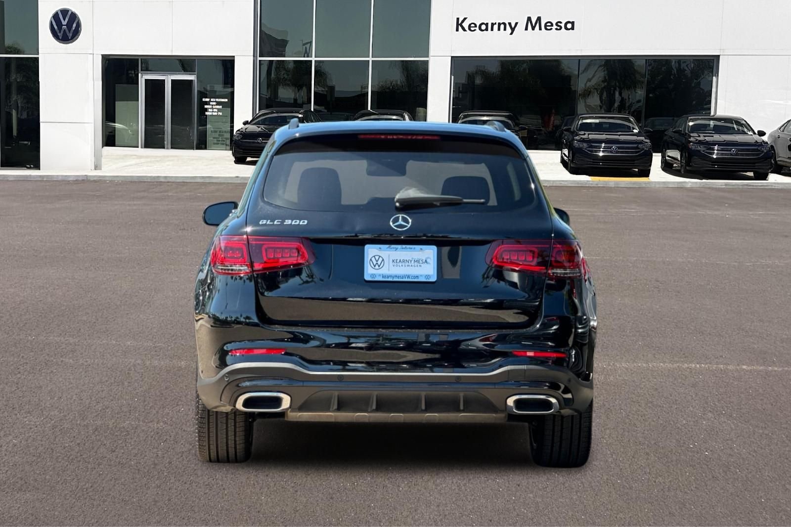 Used 2022 Black Mercedes-Benz GLC 300 image 5