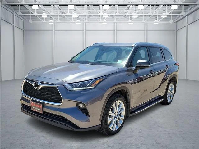 Used 2021 Magnetic Gray Metallic Toyota Limited Front-wheel Drive image 1