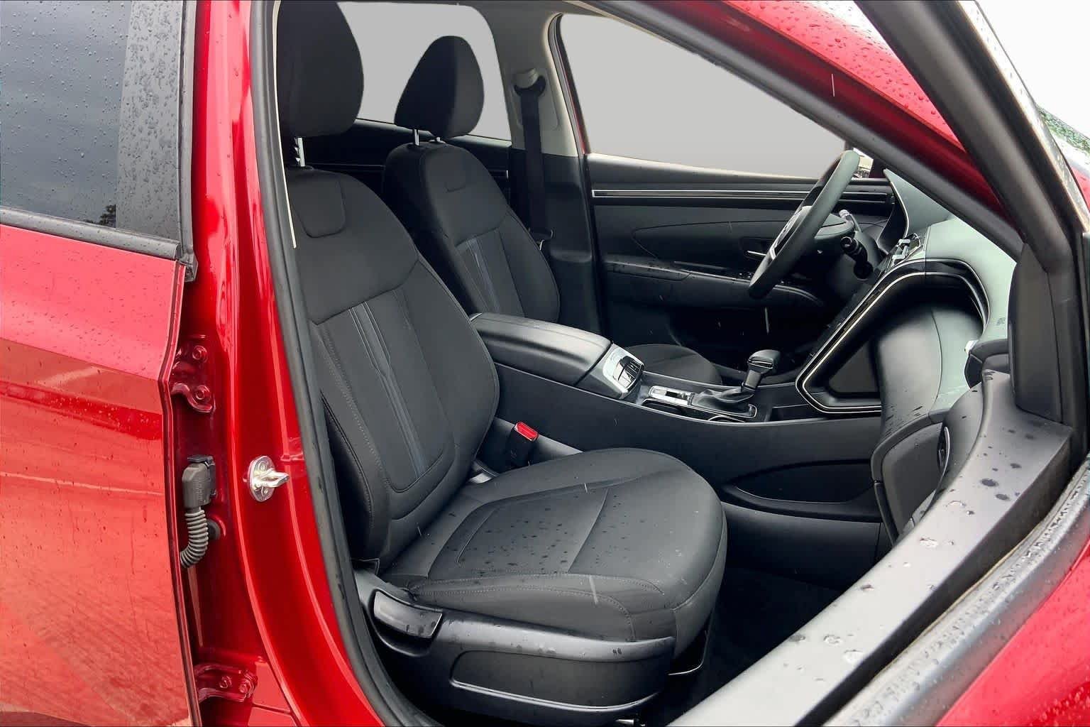 Used 2024 Ultimate Red Hyundai SEL image 9