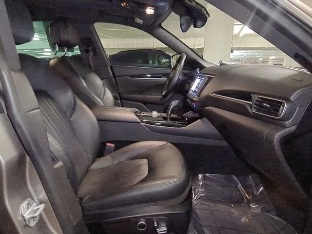 Used 2022 Grigio Metallic Maserati GT image 27