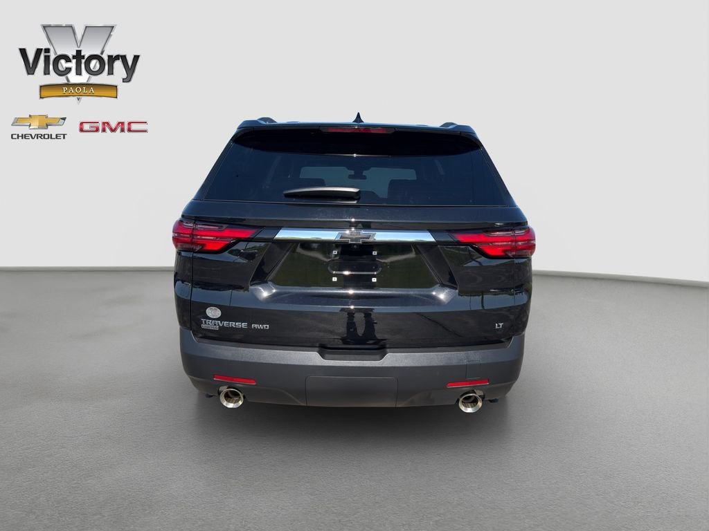 Used 2024 Mosaic Black Metallic Chevrolet LT Leather image 5