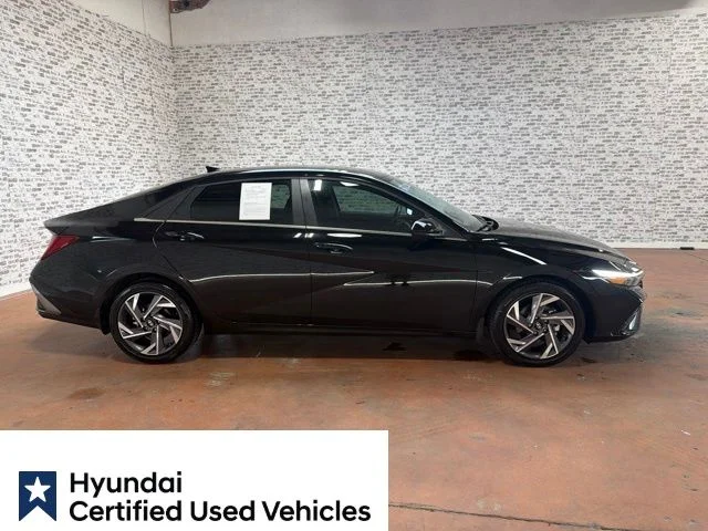Certified Used 2025 Abyss Black Hyundai SEL Convenience image 9