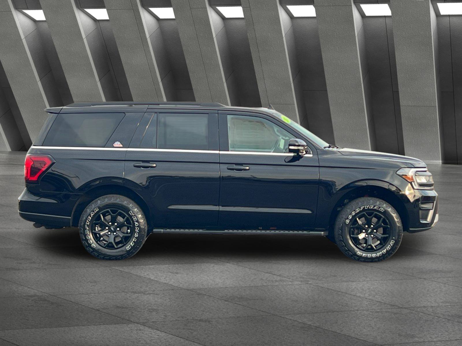 Used 2024  Ford Timberline image 3
