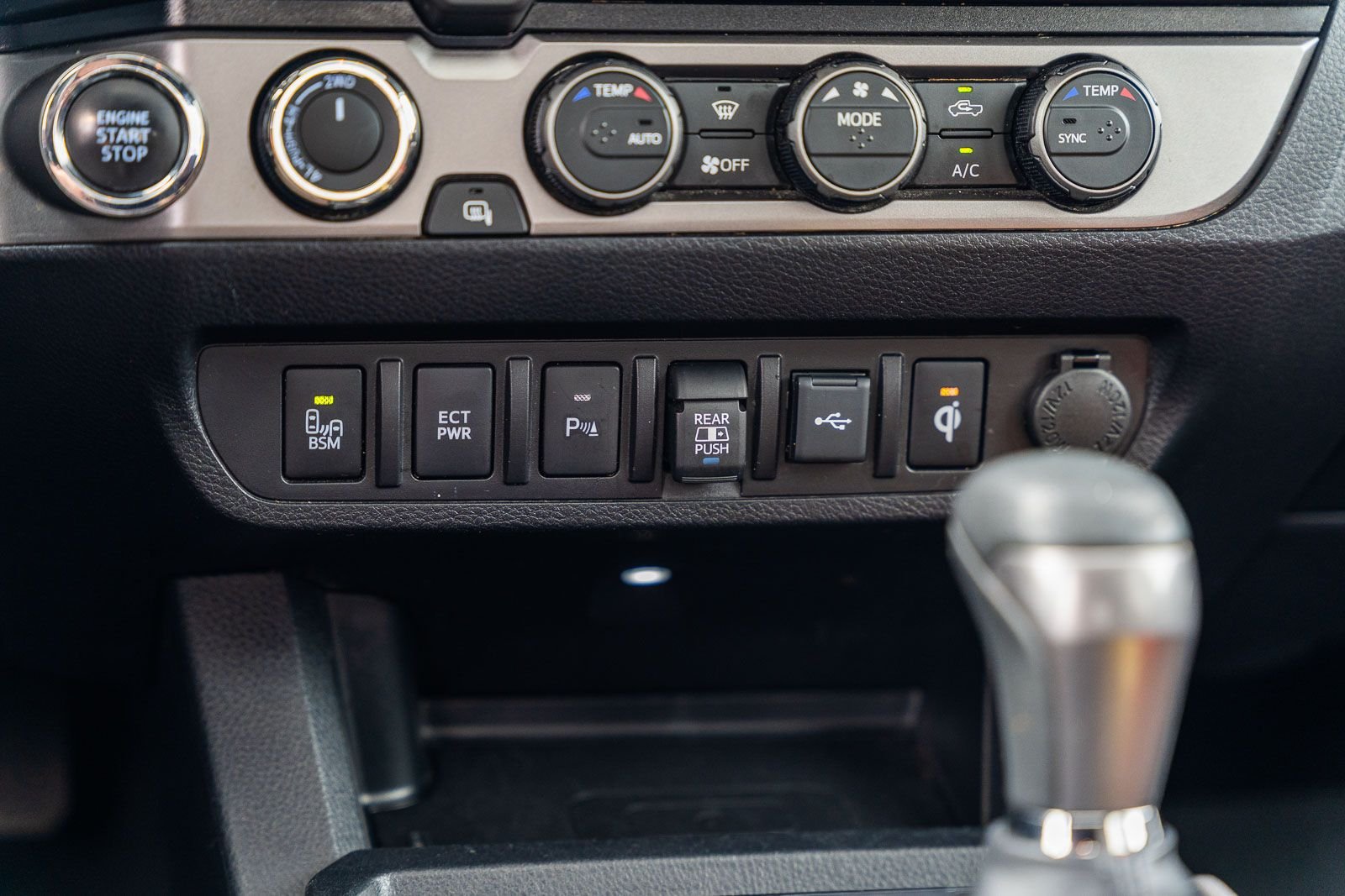 2023 Toyota Tacoma Limited - Photo 33
