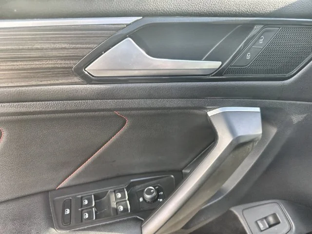 2024 Volkswagen Tiguan SE - Photo 22
