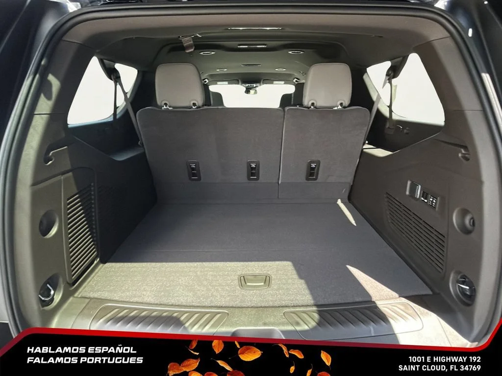 New 2026 Onyx Black GMC Elevation image 30