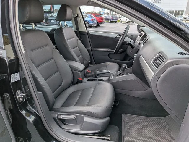 Used 2012 Black Volkswagen TDI image 22