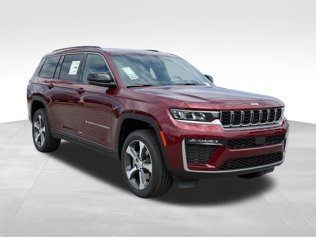 New 2026 Velvet Red Pearl-Coat Exterior Paint Jeep Limited image 29