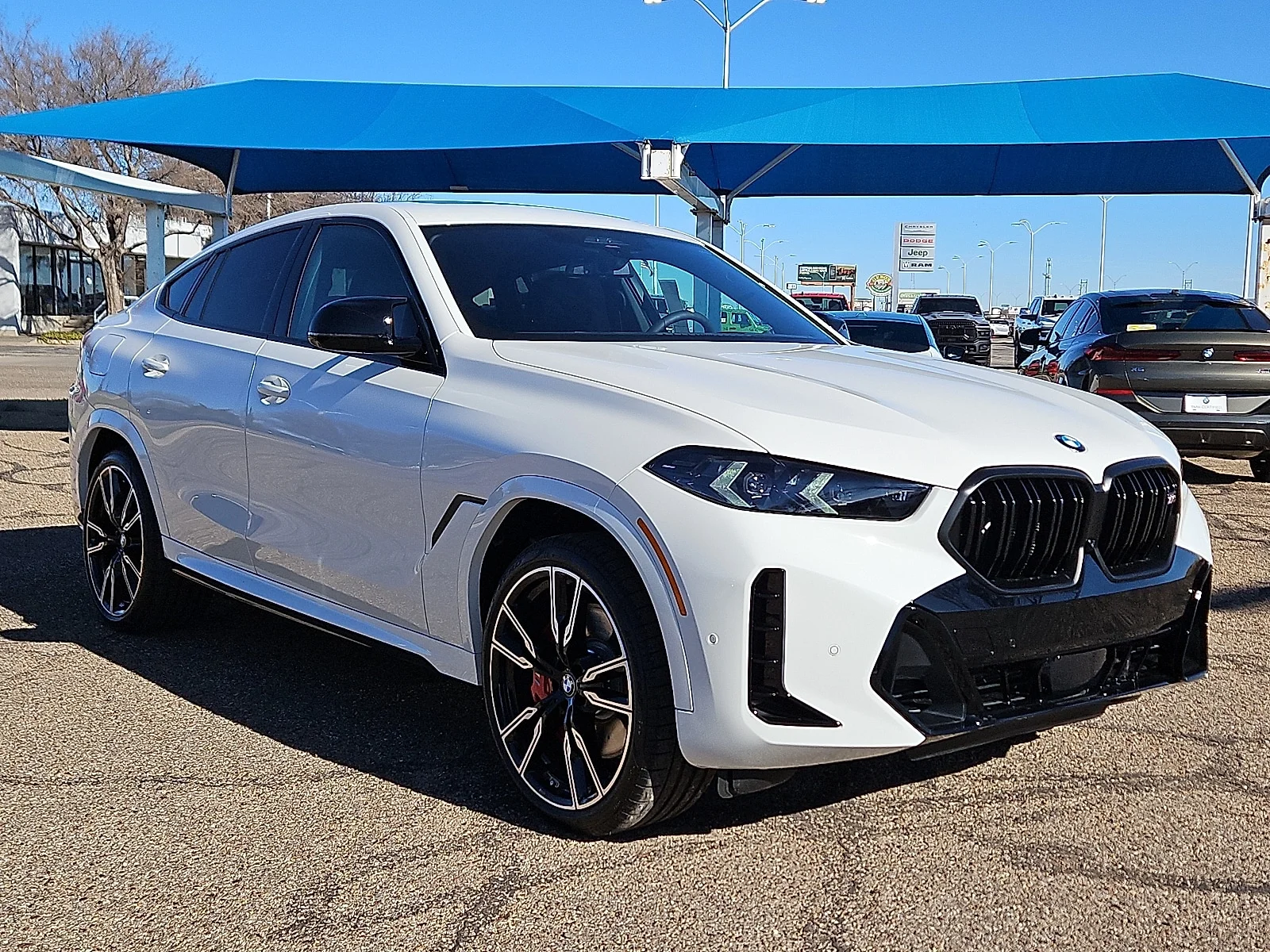 New 2026 Alpine White BMW M60i All-Wheel Drive Sports Activity image 4