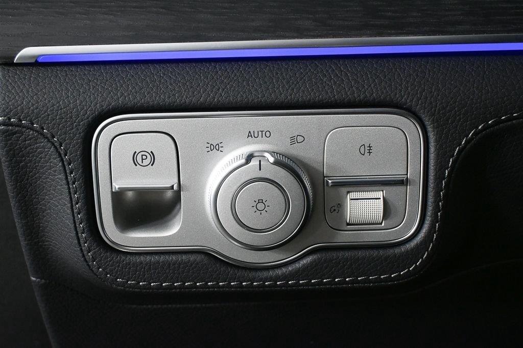 New 2026 Black Mercedes-Benz GLE 450 image 10