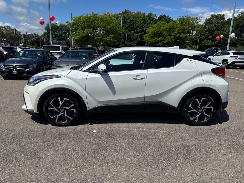Certified Used 2020 White Toyota XLE image 4