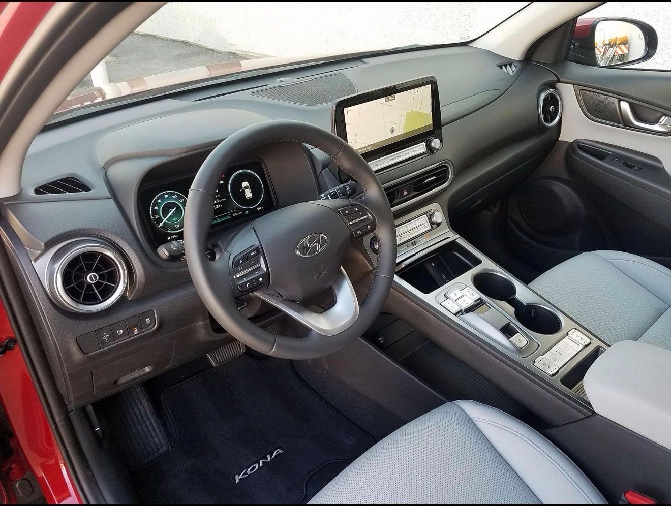 Used 2023 Red Hyundai SEL image 2