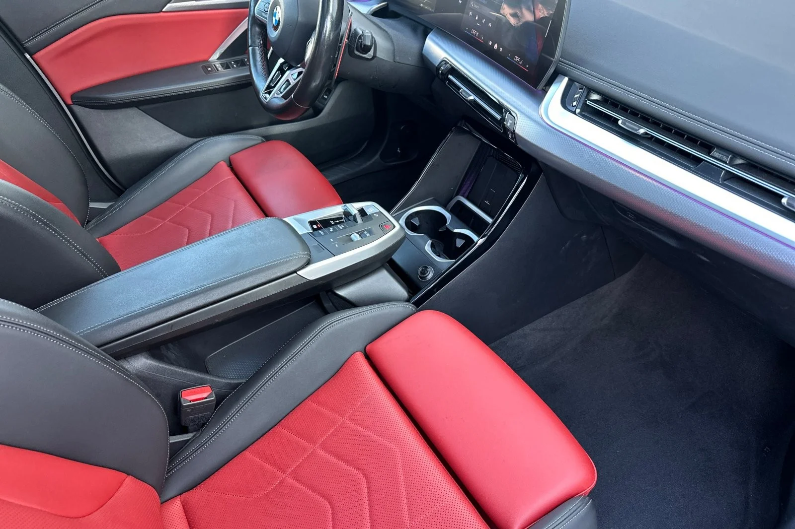 Used 2024 Space Silver Metallic BMW M35i image 15
