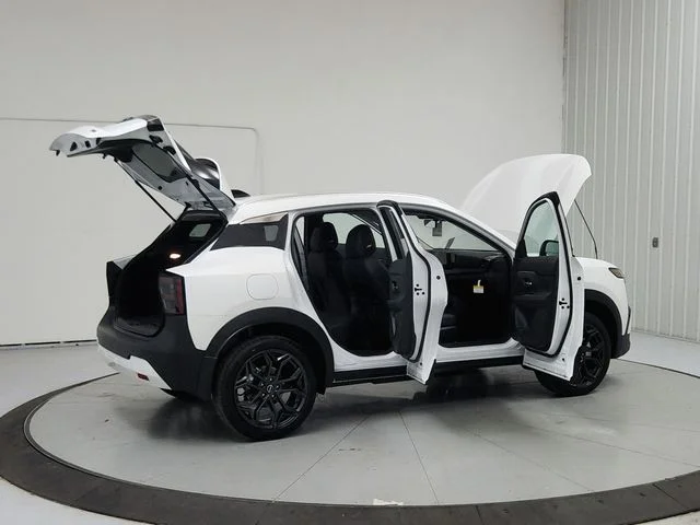 New 2026 White Nissan SR image 15